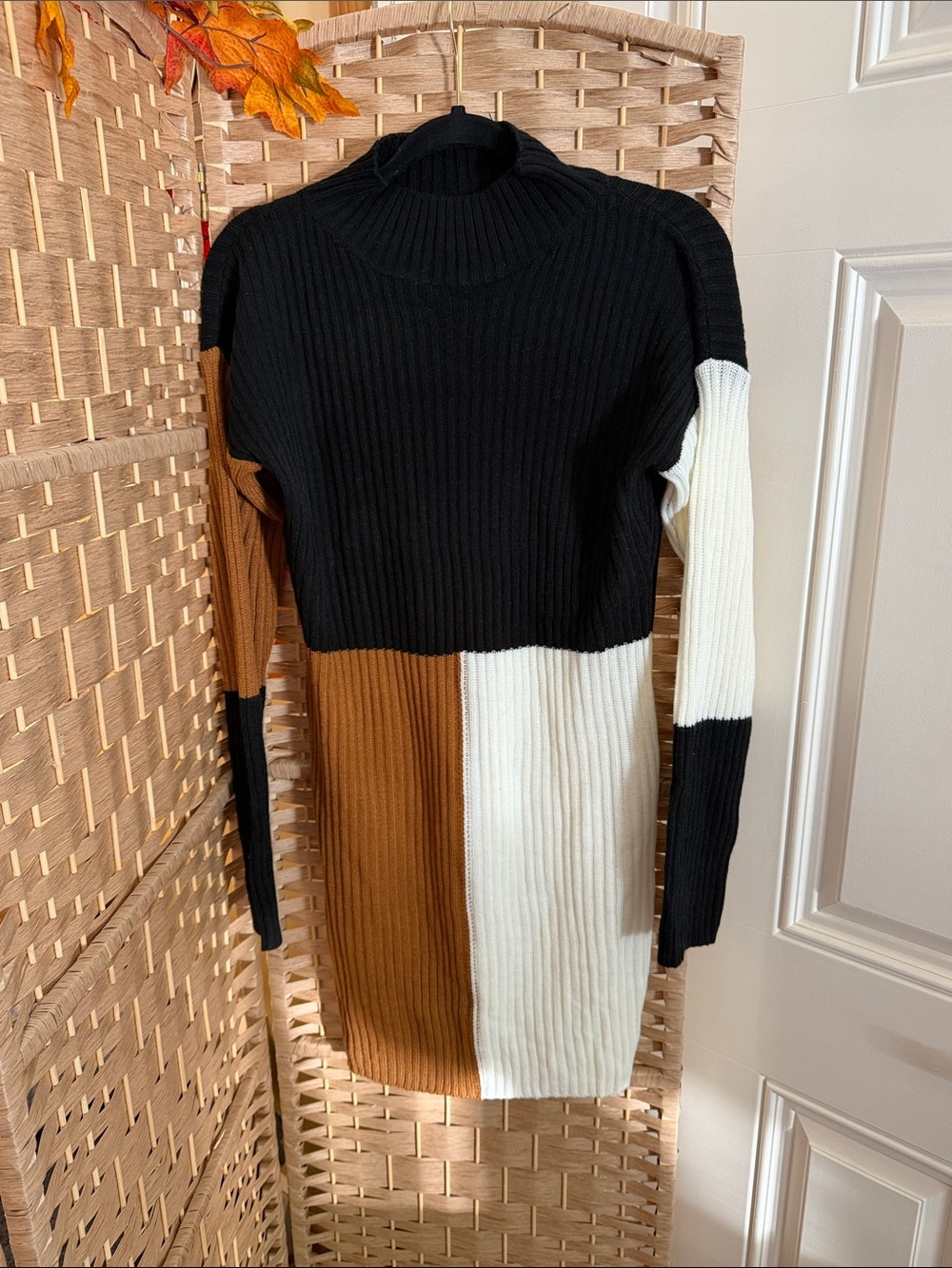 SHEIN Colorblock Ribbed Long-Sleeve Knit Dress in Black, Brown & Cream